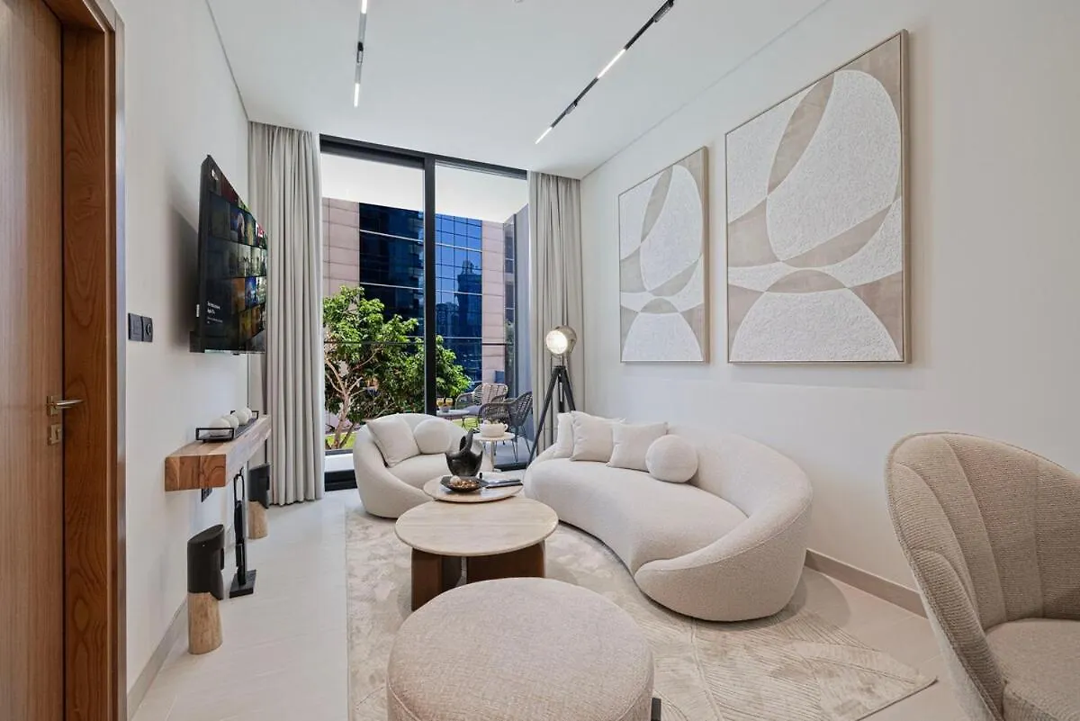 Livin' Holidays - 1 Bedroom - Business Bay Getaway Dubai Apartment